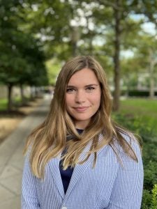 Linde Hoffman Headshot