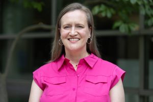Susan Bayles headshot