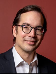 Headshot of Francisco Urbina