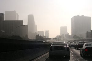 Image of cars in traffic 