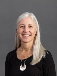 Vicki Girard headshot