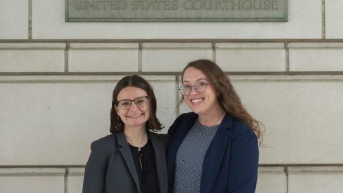 Clinic students posing in front of US Courthouse