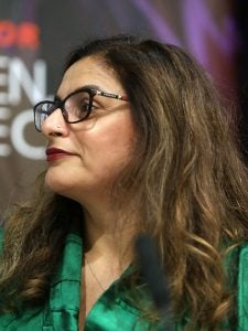 Bela Kapur (LL.M. '92) headshot