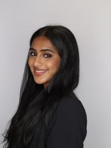  Anika Thota