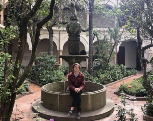 Headshot of Carlos Pedraza