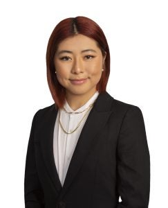 Katherine Shen Headshot