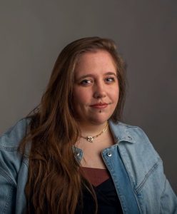 A headshot of a woman.