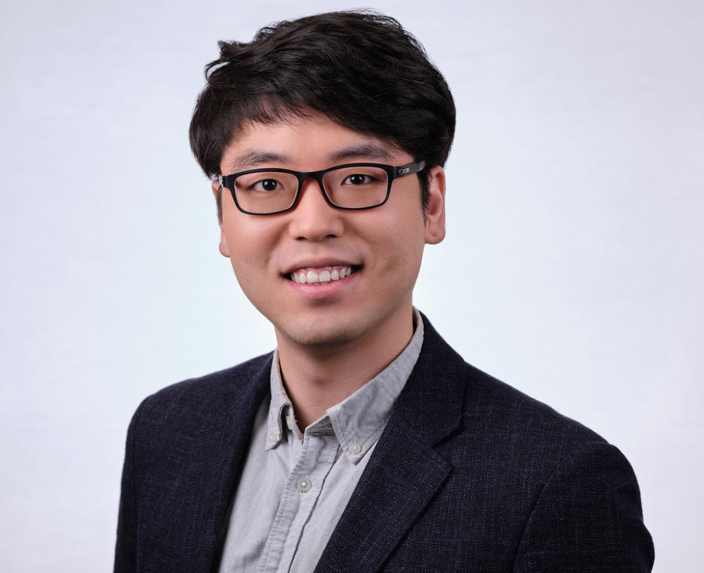 Hoon Kim's headshot