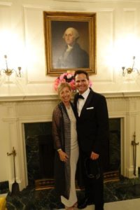 Photo of Bruce (L’80) and Ann Blume.