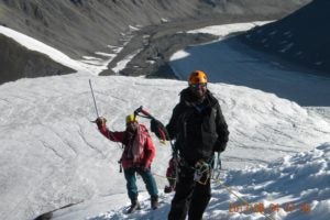 Hargur Jaggi (LL.M.'06), now a judge in India, teaches persons with disabilities to climb mountains in his spare time.