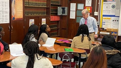 Dean Cornblatt speaking to students