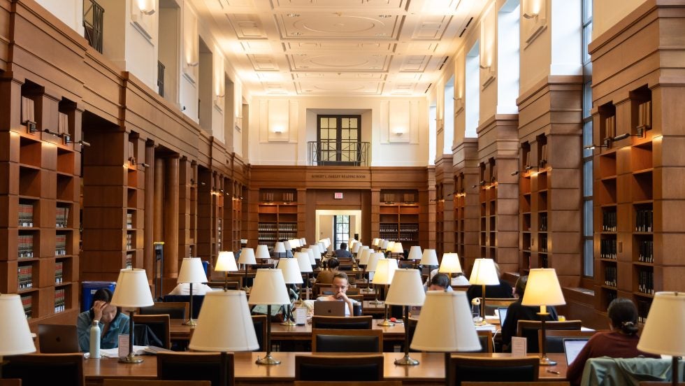 Do People Prefer the Text or the Spirit of the Law? It Depends