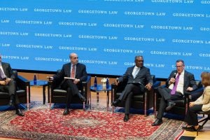 On March 10, NFL Concussion Settlement Co-Lead Counsel and Chief Negotiator Christopher Seeger (left) and former NFL running back-turned-player advocate Ken Jenkins (third from right) joined instructors Michael Rosenberg (second from left) and Justin Wyatt (second from right), L’99, for a conversation moderated by Assistant Dean for Experiential Education Maura DeMouy (right).