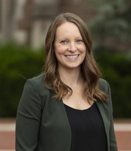 Jessie Strauser headshot